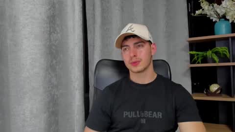 thomylov online show from February 2025 02:14:01 AM