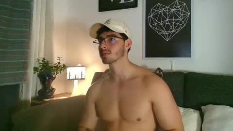 thomylov online show from February 2026 05:04:01 AM