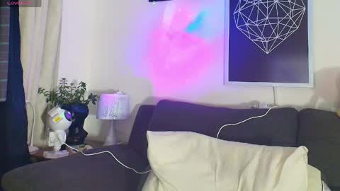 thomylov online show from April 2026 01:54:01 AM