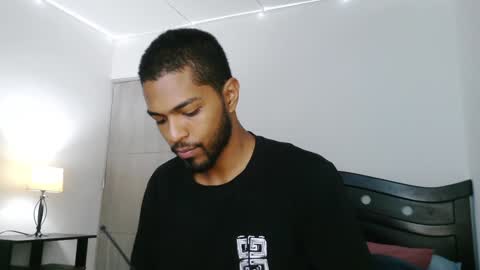 thonyy online show from February 2025 12:06:02 PM