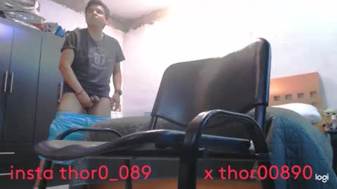 thor0200 online show from October 2025 11:26:02 PM