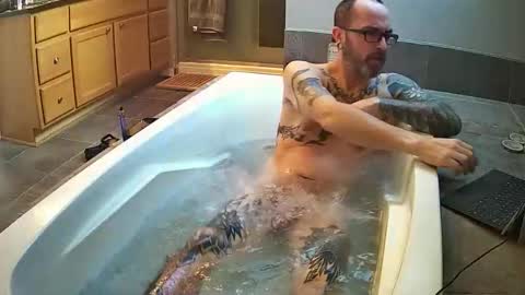 Snapshot of thor1892 chatting on December 2025 06:14:01 PM thor1892 online show from December 2025 06:14:01 PM