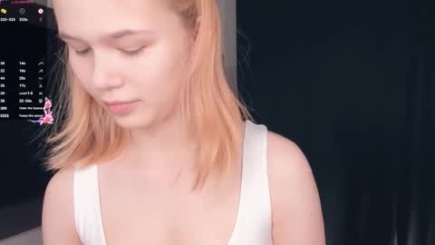 Snapshot of thousand_desires chatting on March 2026 02:55:01 PM Lynn online show from March 2026 02:55:01 PM