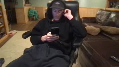 Snapshot of threetwothedome chatting on February 2025 05:45:01 AM threetwothedome online show from February 2025 05:45:01 AM