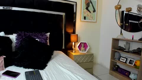 thriana online show from June 2026 02:53:01 AM