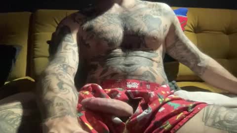 Snapshot of throatface_killah chatting on March 2026 07:07:01 PM throatface_killah online show from March 2026 07:07:01 PM