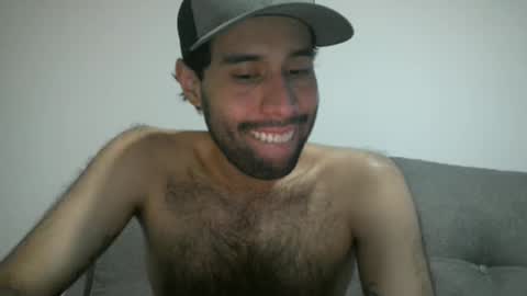 Snapshot of throwawayyourgun chatting on January 2025 09:21:01 PM Luka online show from January 2025 09:21:01 PM