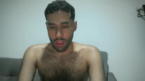 Snapshot of throwawayyourgun chatting on February 2025 01:37:01 AM Luka online show from February 2025 01:37:01 AM