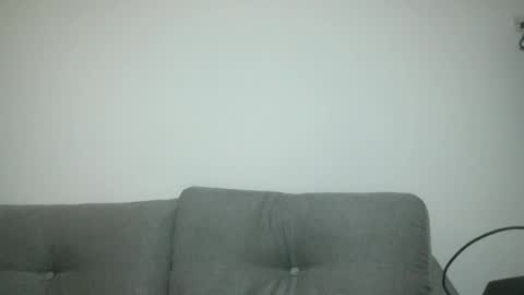 Snapshot of throwawayyourgun chatting on February 2025 07:10:02 PM Luka online show from February 2025 07:10:02 PM