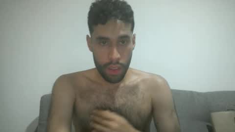 Snapshot of throwawayyourgun chatting on March 2025 07:34:01 PM Luka online show from March 2025 07:34:01 PM