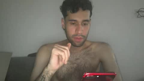 Snapshot of throwawayyourgun chatting on November 2025 06:56:02 PM Luka online show from November 2025 06:56:02 PM