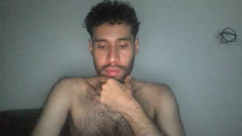 Snapshot of throwawayyourgun chatting on November 2025 11:48:01 PM Luka online show from November 2025 11:48:01 PM