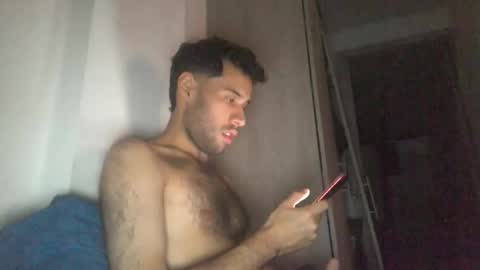 Snapshot of throwawayyourgun chatting on December 2025 01:35:02 AM Luka online show from December 2025 01:35:02 AM