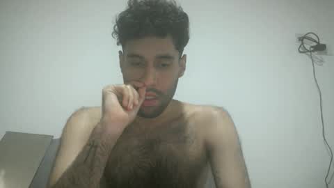 Snapshot of throwawayyourgun chatting on January 2026 06:00:02 PM Luka online show from January 2026 06:00:02 PM