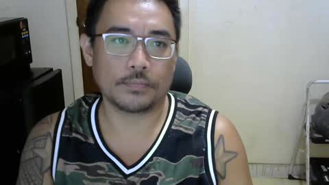 Snapshot of thrustinjustin808 chatting on January 2025 04:52:02 PM thrustinjustin808 online show from January 2025 04:52:02 PM