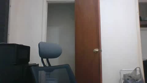 Snapshot of thrustinjustin808 chatting on January 2025 04:45:01 PM thrustinjustin808 online show from January 2025 04:45:01 PM