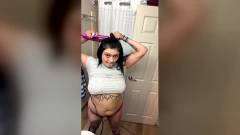 Snapshot of tht_1latinabarbie chatting on February 2026 04:51:02 AM LatinaBarbie666 online show from February 2026 04:51:02 AM