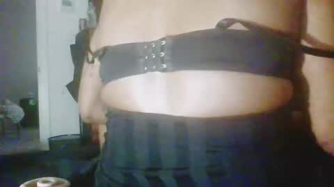 Snapshot of thugpucci chatting on April 2026 02:58:02 PM thugpucci online show from April 2026 02:58:02 PM