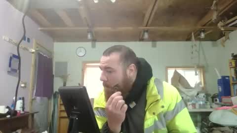 Snapshot of thunderjacker chatting on April 2026 07:44:01 PM The Pen is Mightier than Sword online show from April 2026 07:44:01 PM