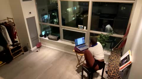 tia_fox online show from October 2025 11:03:02 PM