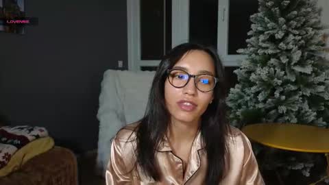 Snapshot of tia_j chatting on January 2026 08:00:01 PM tia_j online show from January 2026 08:00:01 PM