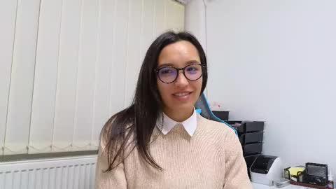 Snapshot of tia_j chatting on February 2026 07:32:02 PM tia_j online show from February 2026 07:32:02 PM