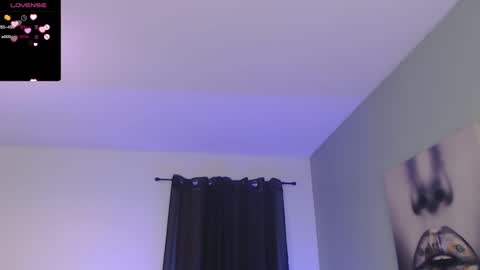 Snapshot of tiabellaxxx chatting on February 2025 01:04:02 AM Tia Bella online show from February 2025 01:04:02 AM
