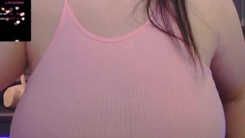 Snapshot of tiabellaxxx chatting on March 2025 02:38:02 AM Tia Bella online show from March 2025 02:38:02 AM