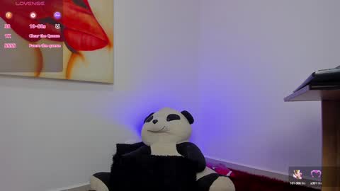 Snapshot of tiago_hannah chatting on December 2024 12:19:01 AM carolina online show from December 2024 12:19:01 AM