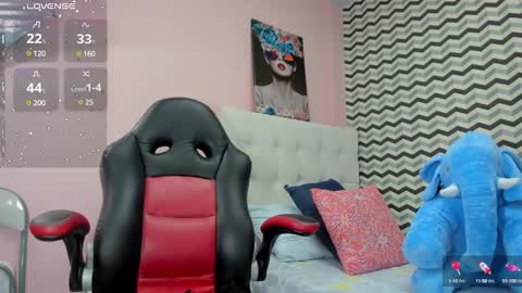 tianapiket online show from March 2025 12:01:01 PM