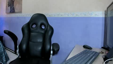 Tiara online show from May 2026 11:46:01 PM