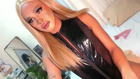 Sam online show from December 2024 07:48:01 AM