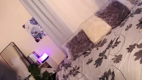 Sam online show from February 2025 06:06:02 AM