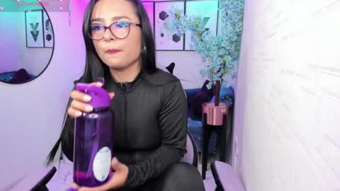 Tiara  online show from April 2026 03:28:01 PM