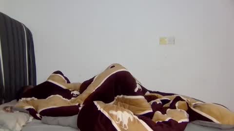 Snapshot of tiara_t chatting on February 2026 07:06:01 AM Tiara online show from February 2026 07:06:01 AM