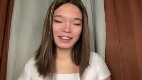 Snapshot of tiaragodhere chatting on April 2026 11:42:01 PM Ms. Tiara online show from April 2026 11:42:01 PM