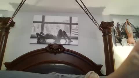 Snapshot of ticklemepink696969 chatting on December 2024 04:50:01 PM ticklemepink696969 online show from December 2024 04:50:01 PM