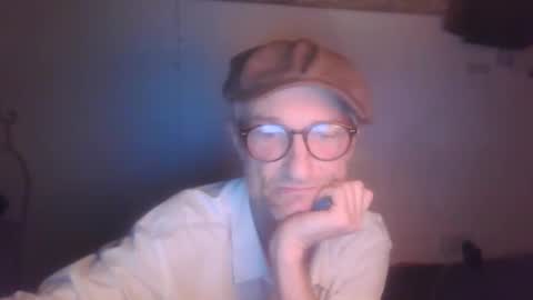 Snapshot of tiddles12345 chatting on April 2026 09:51:02 PM tiddles12345 online show from April 2026 09:51:02 PM