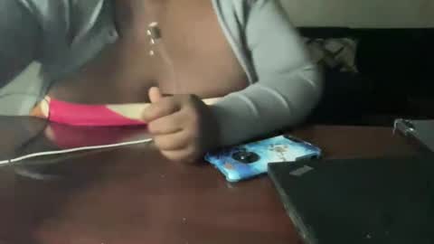 Tierra Henri online show from September 2025 02:44:02 PM