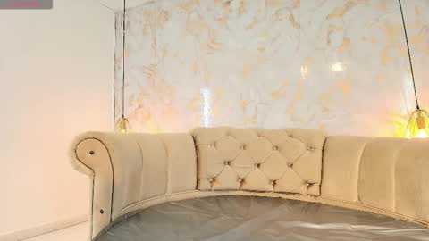 Tifani brown online show from February 2026 12:01:02 PM