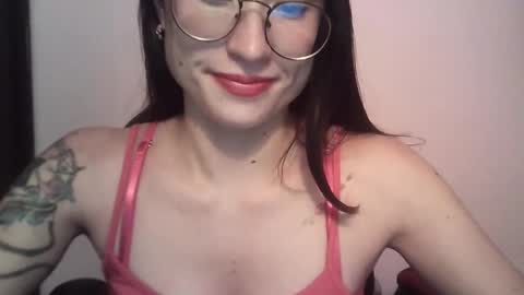 Tifanny online show from February 2025 11:04:02 PM