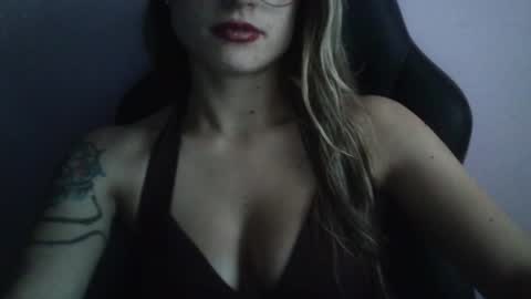 Snapshot of tifanny_a chatting on April 2026 09:39:01 PM Tifanny online show from April 2026 09:39:01 PM