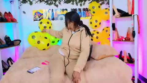 Snapshot of tifanny_nails chatting on July 2026 07:29:02 PM Tifanny Nails online show from July 2026 07:29:02 PM