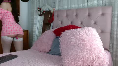 Snapshot of tifanny_squirt chatting on December 2024 11:13:02 PM Tifanny online show from December 2024 11:13:02 PM