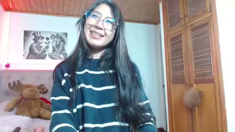 Snapshot of tifanny_squirt chatting on October 2025 03:09:01 PM Tifanny online show from October 2025 03:09:01 PM