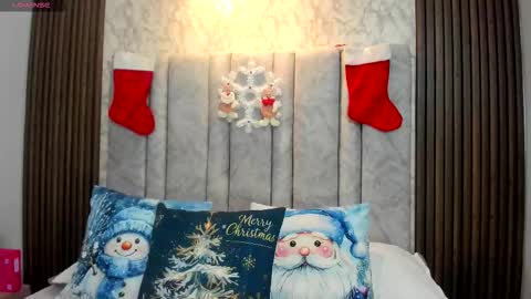 Tiff3 online show from December 2025 08:25:01 PM