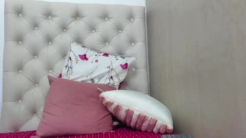    online show from December 2024 01:45:01 PM