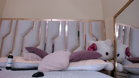    online show from February 2025 11:26:01 PM