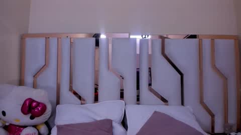    online show from September 2025 08:43:01 PM