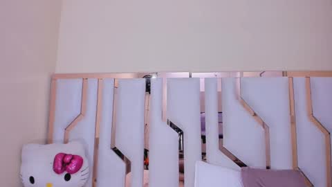    online show from September 2025 08:31:02 PM